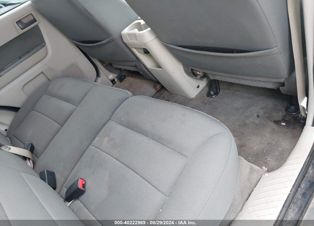 2010 FORD ESCAPE XLT VIN: 1FMCU0D70AKA41724