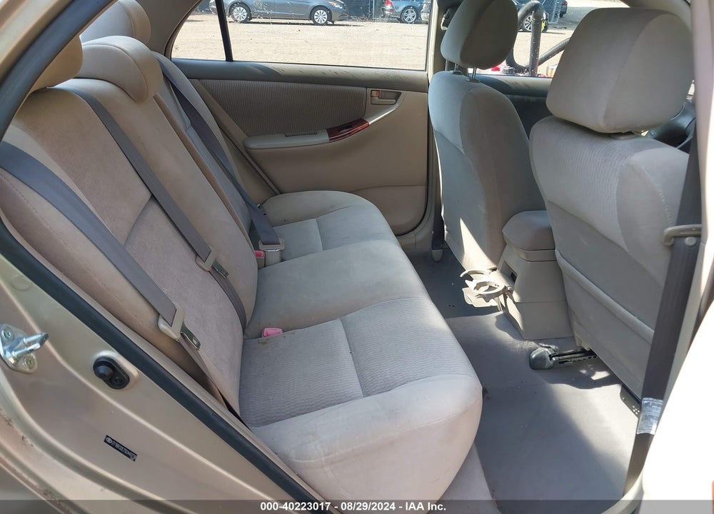 2005 TOYOTA COROLLA LE VIN: 2T1BR32E75C440738