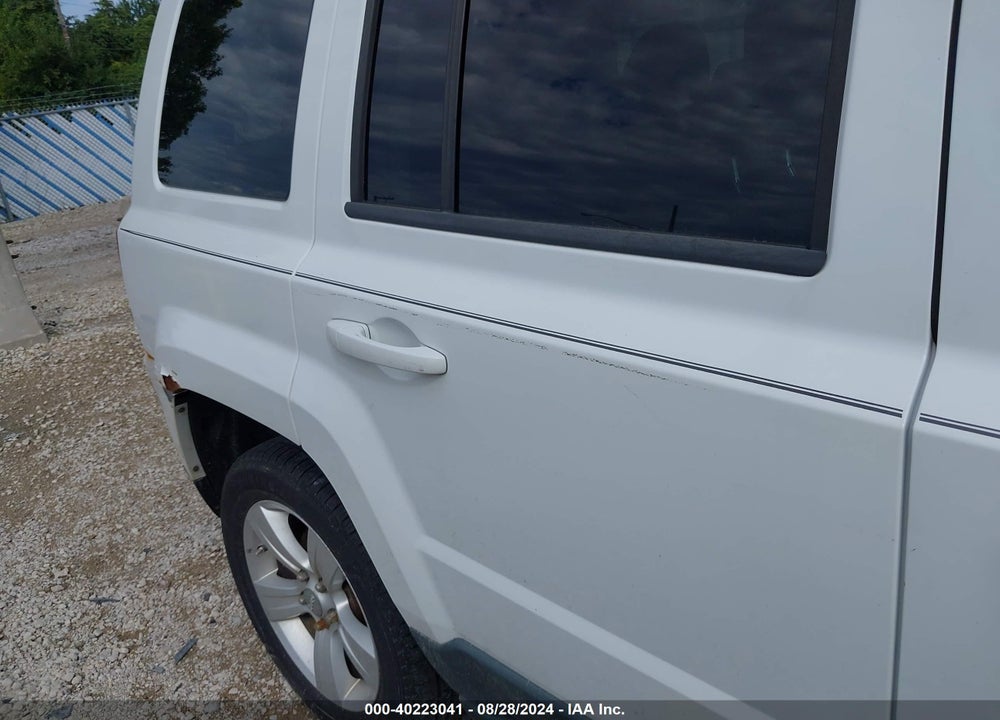 2011 JEEP PATRIOT SPORT VIN: 1J4NF1GB7BD274657