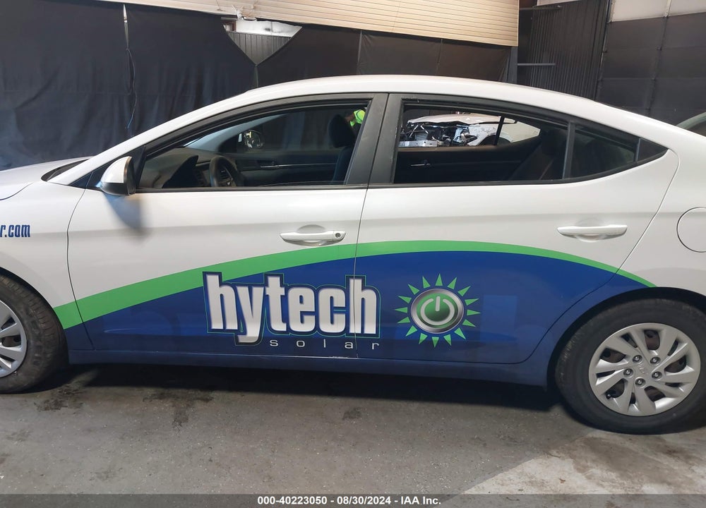 2019 HYUNDAI ELANTRA SE VIN: 5NPD74LF7KH440291