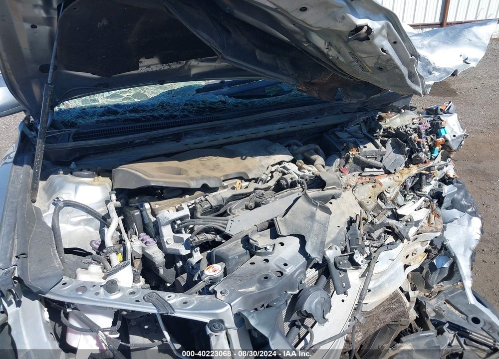 2018 TOYOTA CAMRY SE VIN: 4T1B11HK5JU517303
