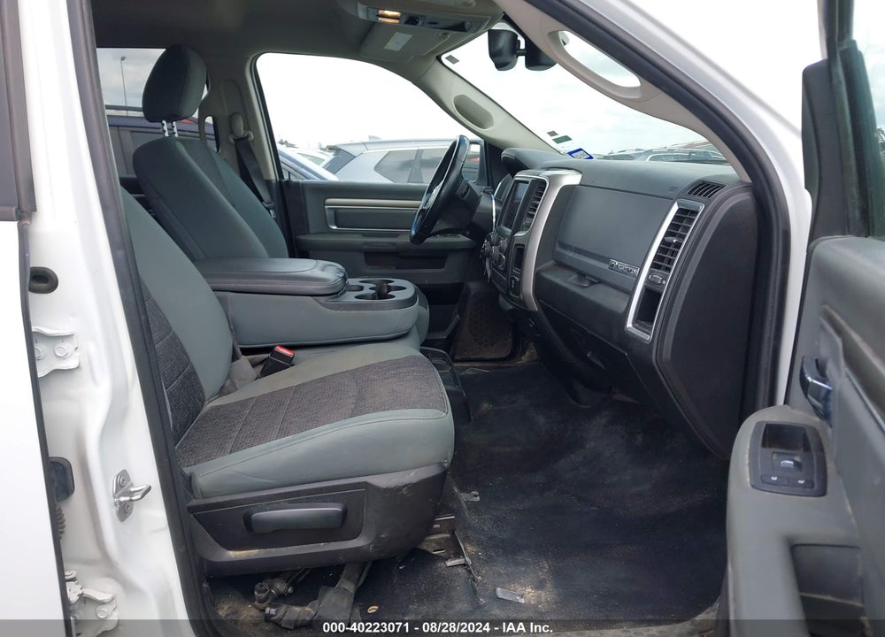 2019 RAM 1500 CLASSIC BIG HORN 4X2 6'4 BOX VIN: 1C6RR6TT9KS585147