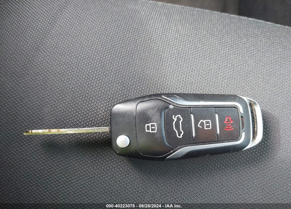 2012 FORD FUSION VIN: 3FAHP0HA0CR288222