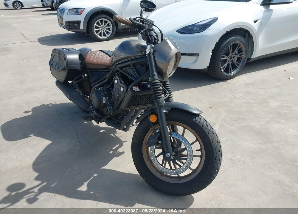 2023 HONDA CMX500 VIN: MLHPC5613P5602520