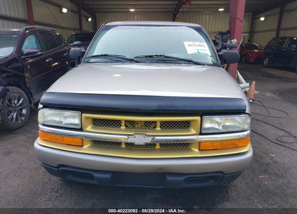 2002 CHEVROLET S-10 VIN: 1GCCS19W228130953