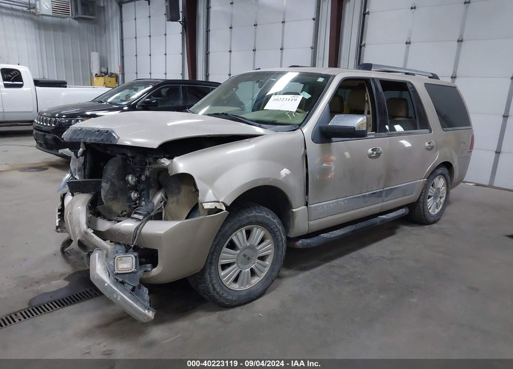2007 LINCOLN NAVIGATOR ULTIMATE VIN: 5LMFU28537LJ23884