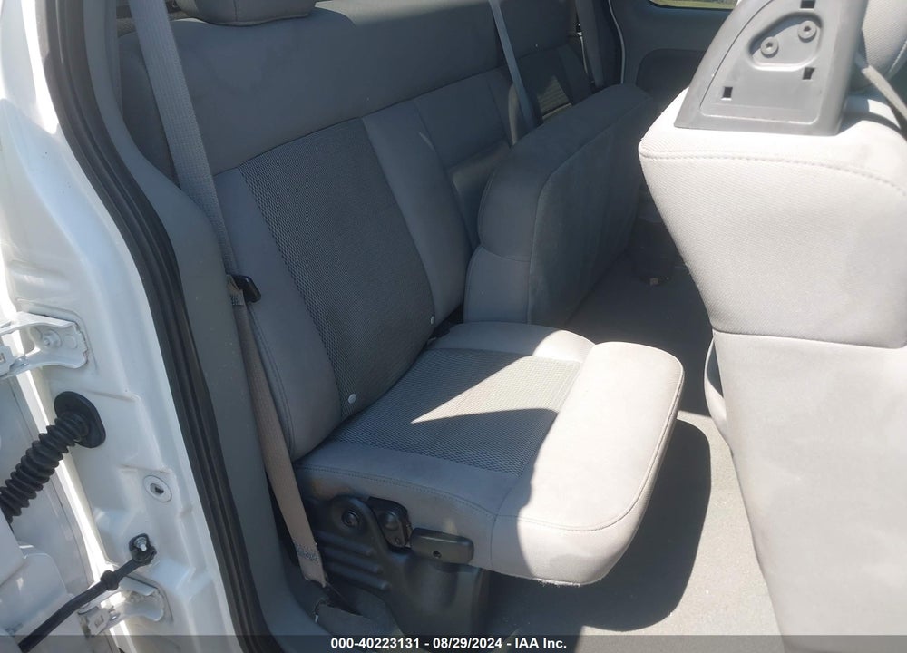 2006 FORD F-150 LARIAT/XLT VIN: 1FTRX12V86KD68733