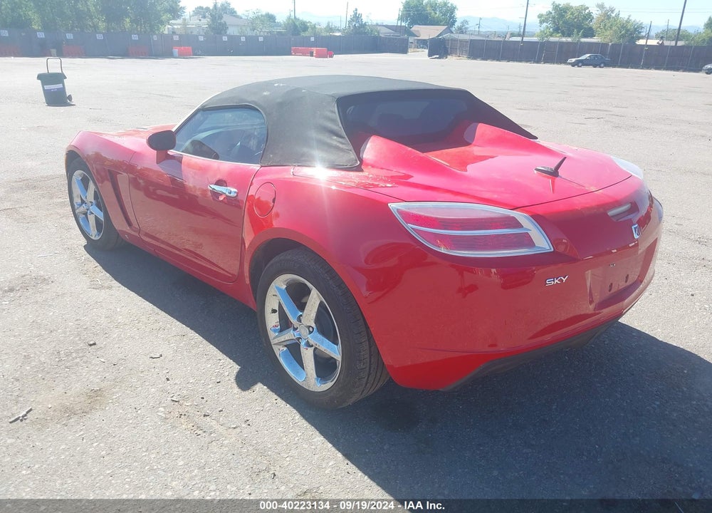 2007 SATURN SKY VIN: 1G8MB35B77Y108371