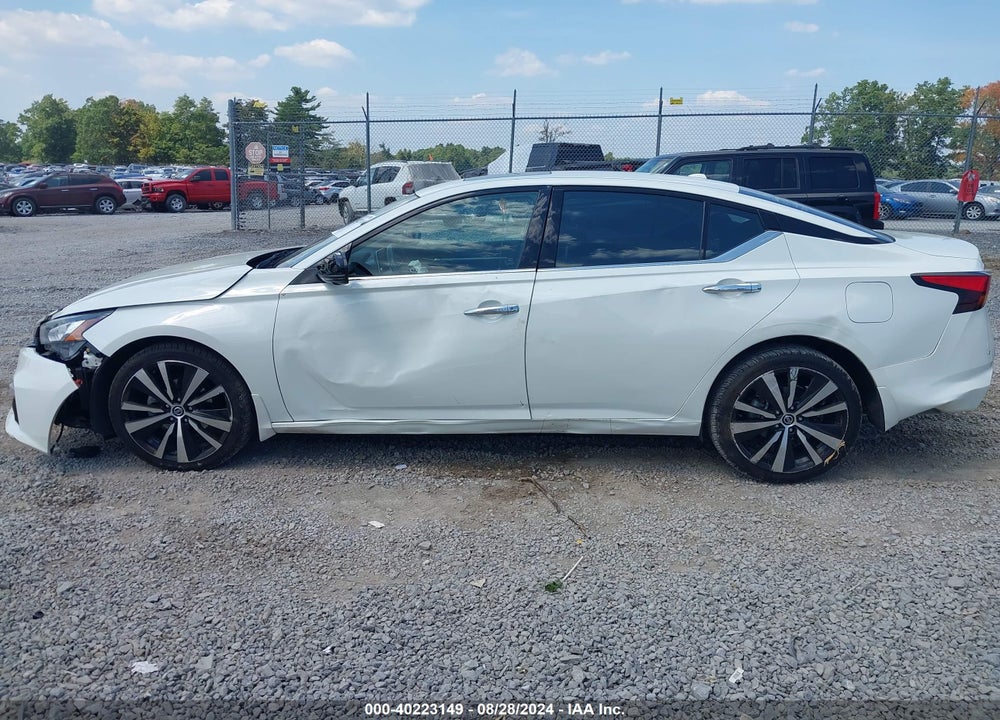 2021 NISSAN ALTIMA PLATINUM INTELLIGENT AWD VIN: 1N4BL4FW5MN385136