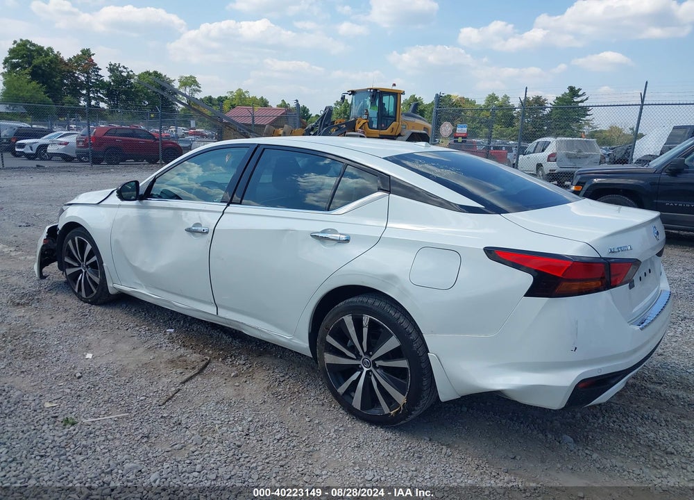 2021 NISSAN ALTIMA PLATINUM INTELLIGENT AWD VIN: 1N4BL4FW5MN385136