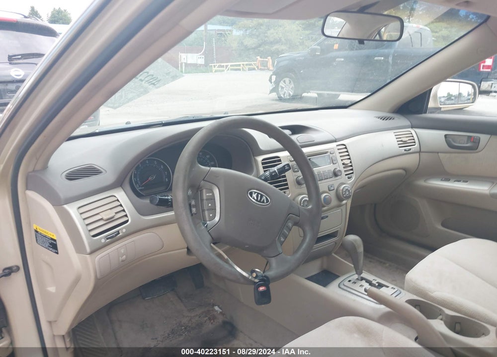 2007 KIA OPTIMA EX/LX VIN: KNAGE123375092356