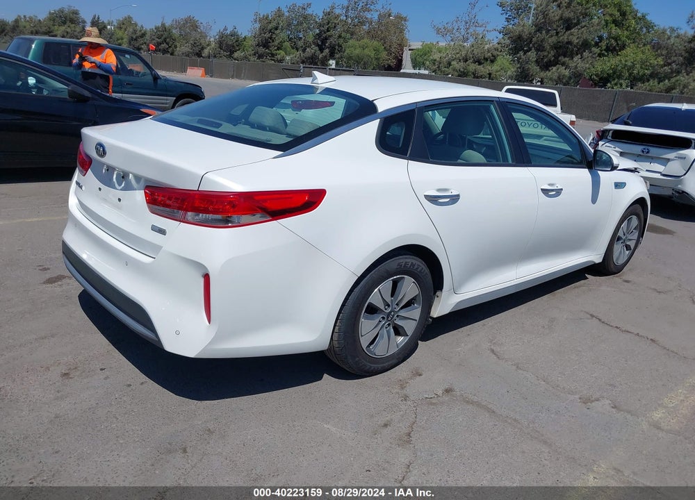2017 KIA OPTIMA HYBRID VIN: KNAGT4LE5H5018672