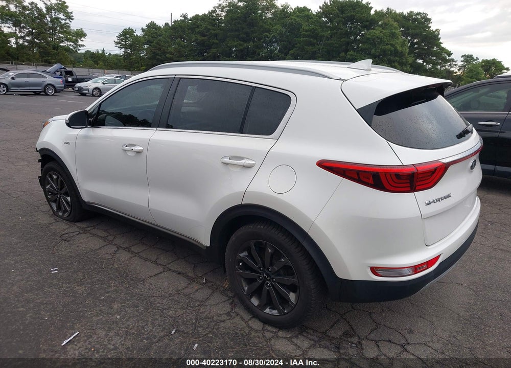 2018 KIA SPORTAGE EX VIN: KNDPNCAC5J7425748