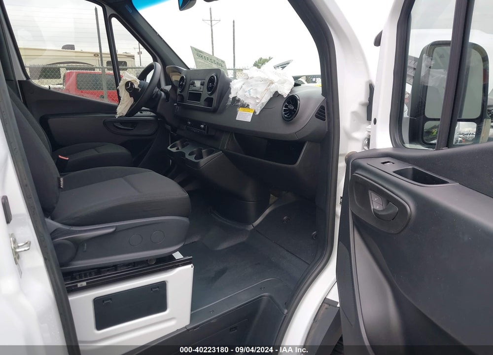2022 MERCEDES-BENZ SPRINTER 2500 STANDARD ROOF V6 VIN: W1Y4EBHY8NT100633
