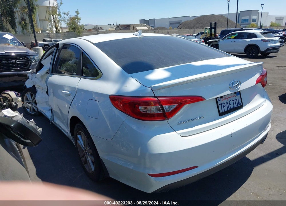 2016 HYUNDAI SONATA SE VIN: 5NPE24AF3GH295621