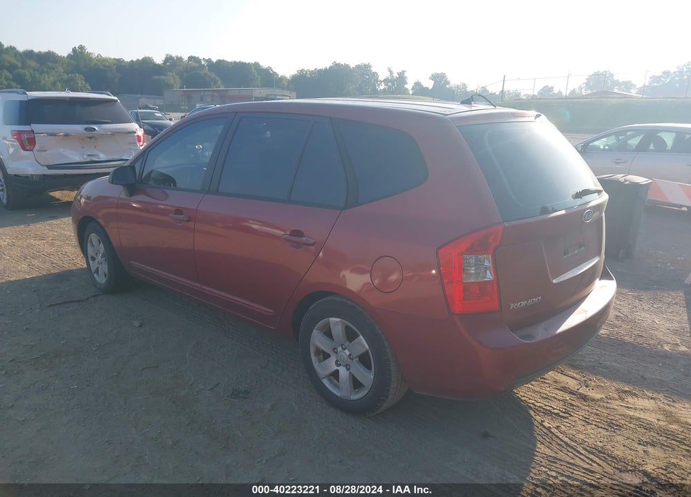 2007 KIA RONDO LX VIN: KNAFG525877057153