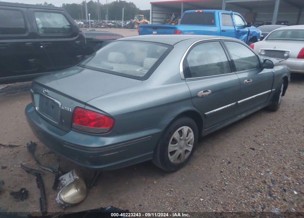 2004 HYUNDAI SONATA VIN: KMHWF25S24A067189