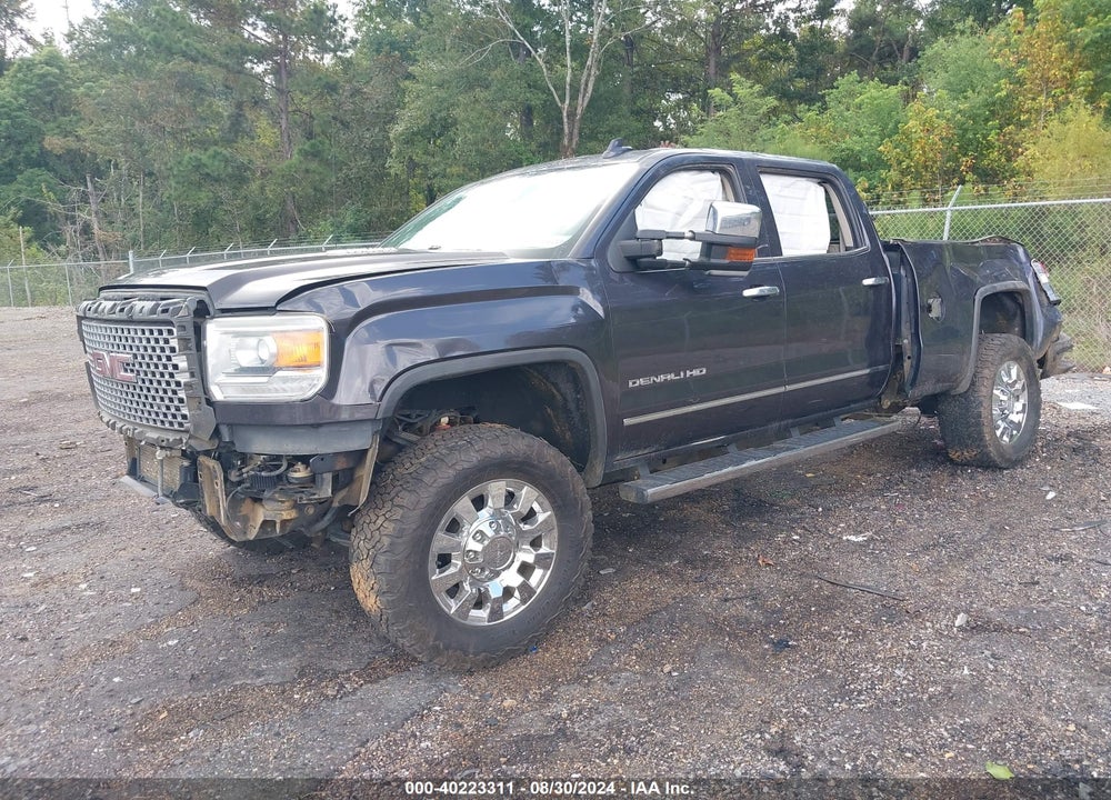 2015 GMC SIERRA 2500HD DENALI VIN: 1GT120E80FF634752