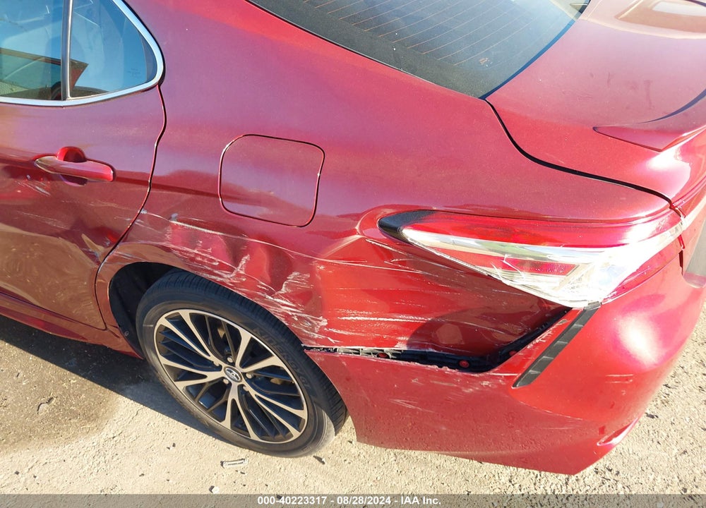 2018 TOYOTA CAMRY L/LE/SE/XLE VIN: 4T1B11HK4JU617005