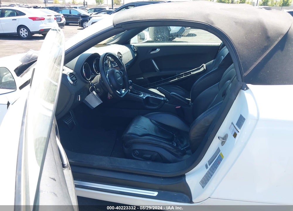 2009 AUDI TT 2.0T VIN: TRUYF38J491007658