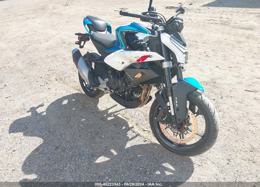 2024 CF MOTO 450NK VIN: LCEPESLB5R6000577