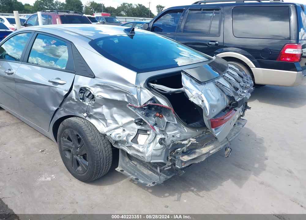 2022 HYUNDAI ELANTRA SEL VIN: 5NPLM4AG7NH079553