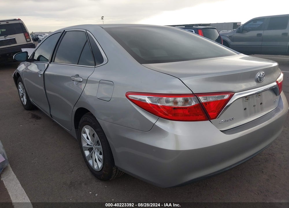 2016 TOYOTA CAMRY LE VIN: 4T4BF1FK9GR563252