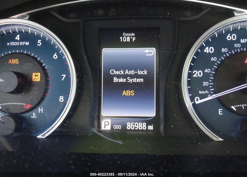 2016 TOYOTA CAMRY LE VIN: 4T4BF1FK9GR563252