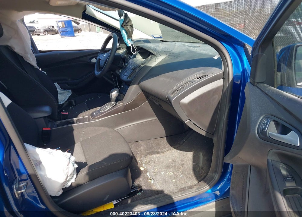 2018 FORD FOCUS SE VIN: 1FADP3F23JL203865