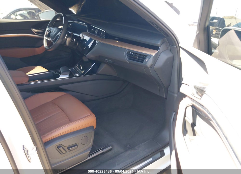 2024 AUDI Q8 E-TRON PREMIUM QUATTRO VIN: WA14AAGE0RB021965