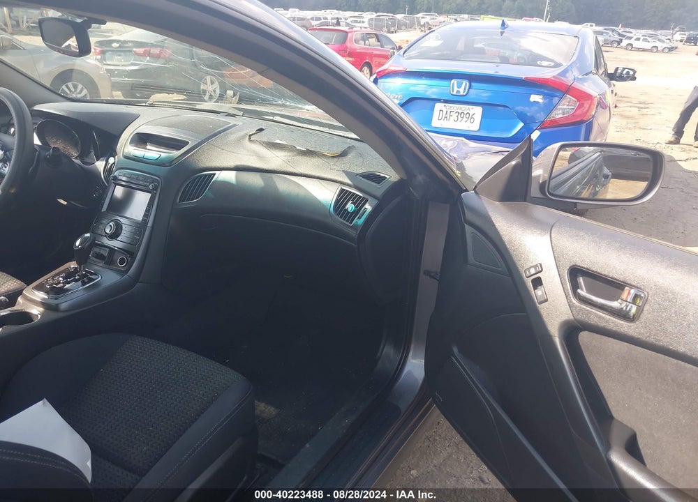 2011 HYUNDAI GENESIS 2.0T PREMIUM VIN: KMHHT6KD3BU050427