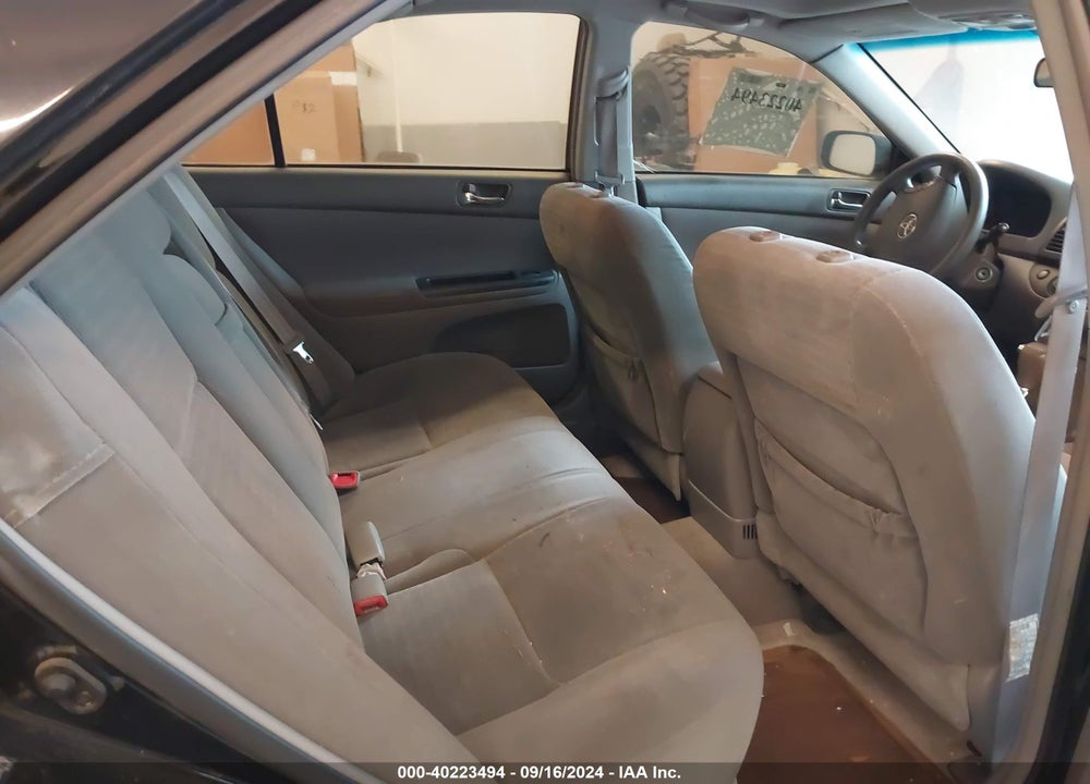 2005 TOYOTA CAMRY LE VIN: 4T1BE32KX5U583117