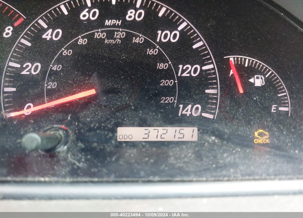 2005 TOYOTA CAMRY LE VIN: 4T1BE32KX5U583117