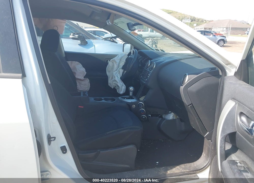 2015 NISSAN ROGUE SELECT S VIN: JN8AS5MV3FW763769