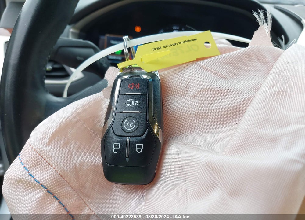 2015 LINCOLN MKZ HYBRID VIN: 3LN6L2LU2FR624432