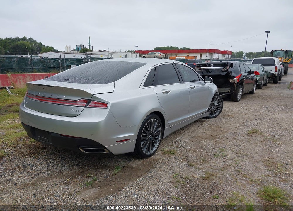 2015 LINCOLN MKZ HYBRID VIN: 3LN6L2LU2FR624432