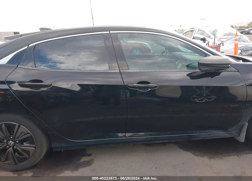2018 HONDA CIVIC EX VIN: SHHFK7H50JU223640