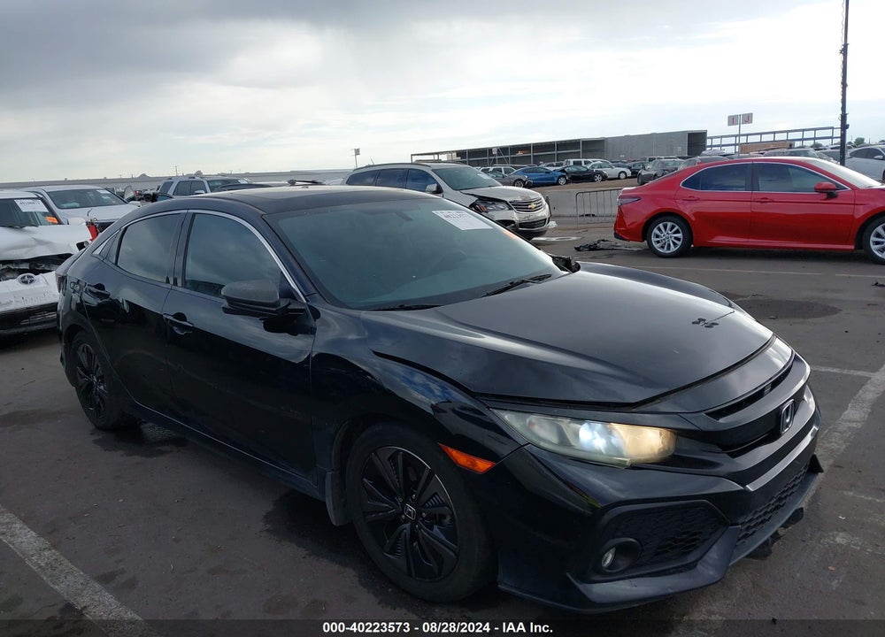2018 HONDA CIVIC EX VIN: SHHFK7H50JU223640