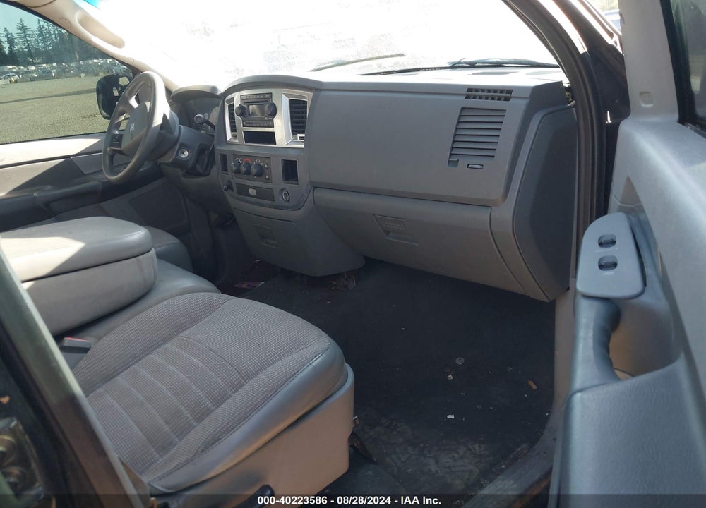 2008 DODGE RAM 1500 SLT VIN: 1D7HA18208J111137