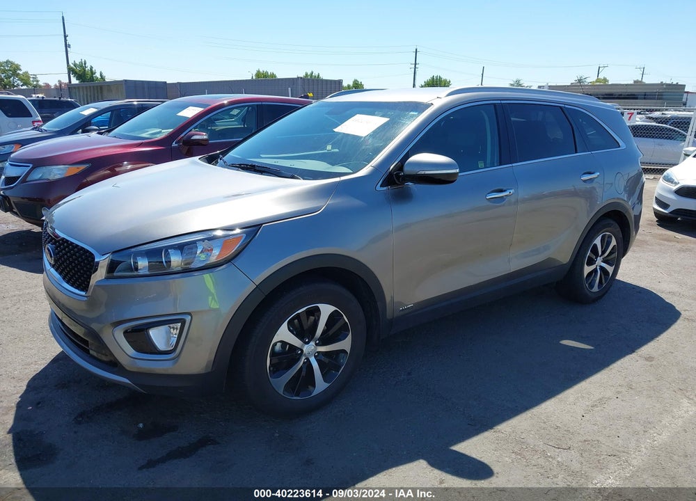 2017 KIA SORENTO 2.0T EX VIN: 5XYPHDA19HG253832