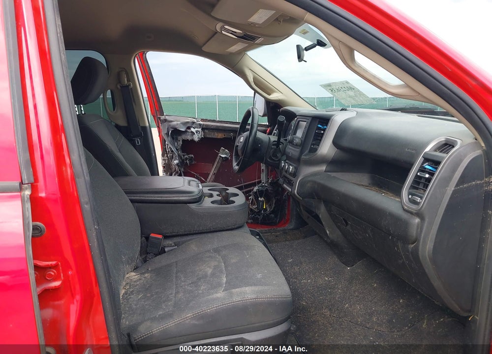 2019 RAM 2500 VIN: 3C6UR5CL1KG719774