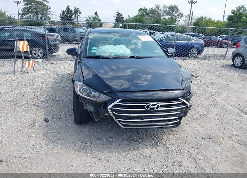 2018 HYUNDAI ELANTRA SEL VIN: 5NPD84LF0JH222513