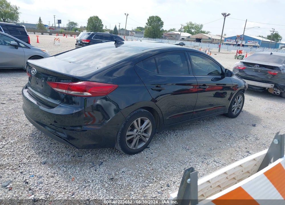 2018 HYUNDAI ELANTRA SEL VIN: 5NPD84LF0JH222513