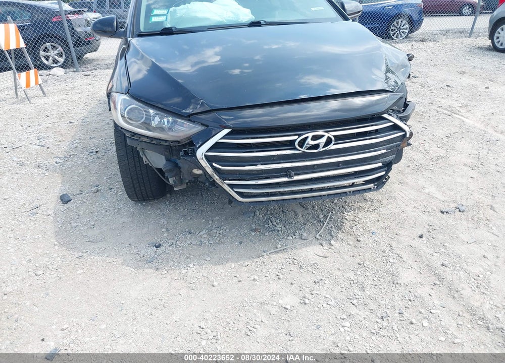 2018 HYUNDAI ELANTRA SEL VIN: 5NPD84LF0JH222513