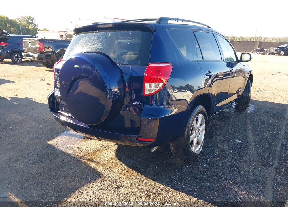 2007 TOYOTA RAV4 LIMITED VIN: JTMBD31V175064375