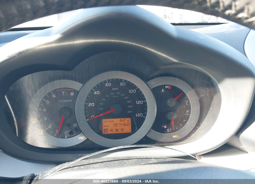 2007 TOYOTA RAV4 LIMITED VIN: JTMBD31V175064375
