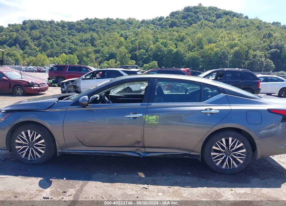 2023 NISSAN ALTIMA SV FWD VIN: 1N4BL4DV0PN380022