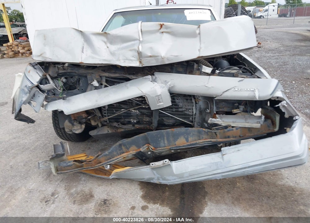 1987 OLDSMOBILE CUTLASS SUPREME VIN: 1G3GR11Y4HP333223