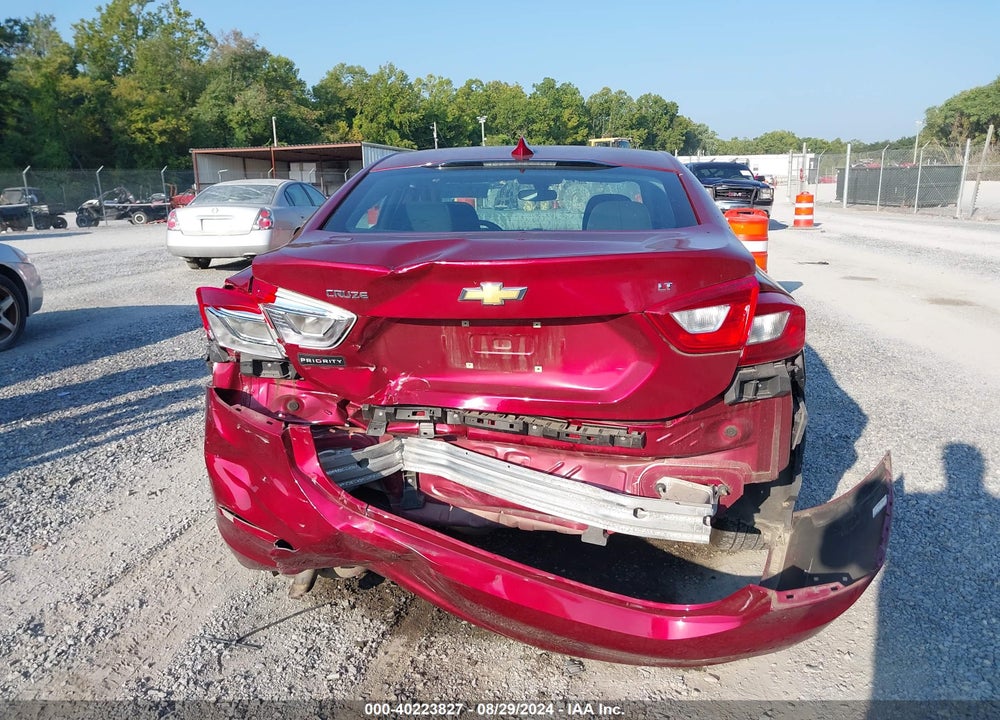 2017 CHEVROLET CRUZE LT AUTO VIN: 1G1BE5SM5H7150267