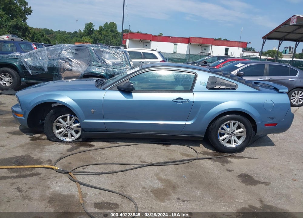 2006 FORD MUSTANG V6 VIN: 1ZVFT80N565106092